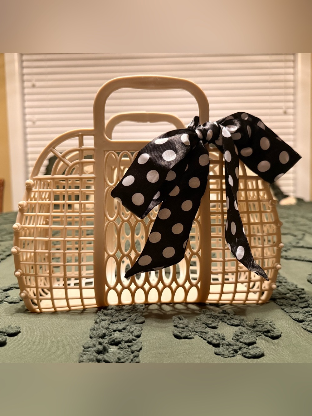 Beige Lattice Event Tote with Black Polka Dot Bow
